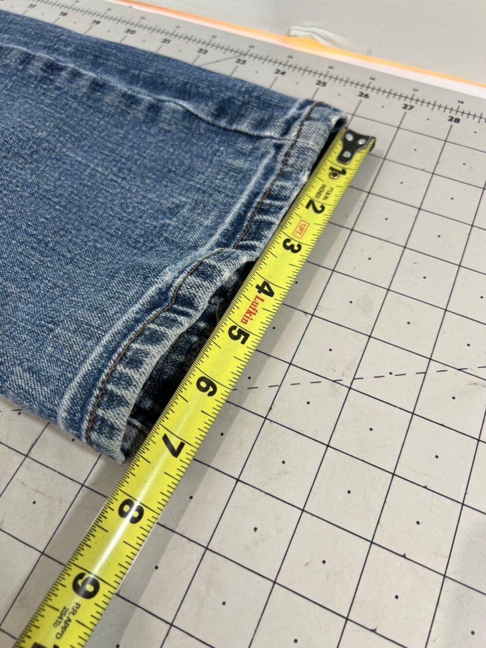 Lauren Ralph Lauren Jeans Co. Women’s Distressed Bootcut Blue Denim Jeans Sz. 6P - Picture 12 of 12